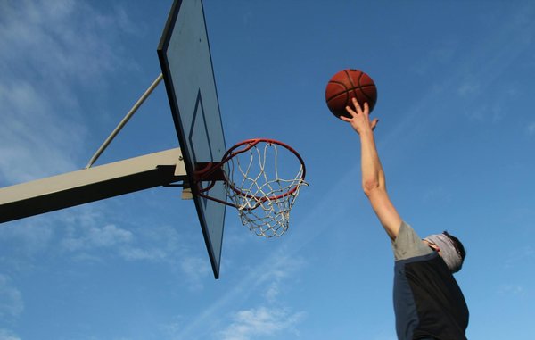 Boost Team Spirit: Effective Strategies for Football Managers to Build Confidence During Tough Times